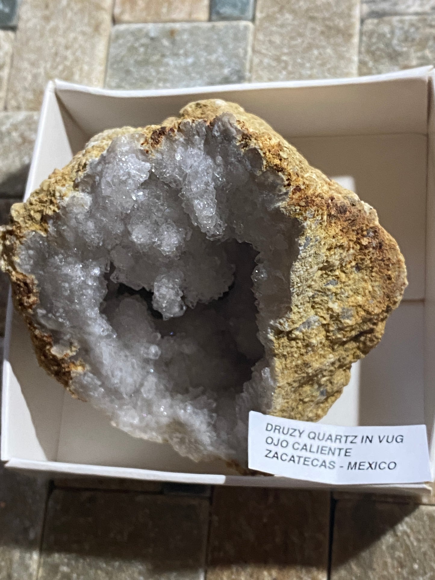 DRUZY QUARTZ IN VUG : OJO CALIENTE, ZACATECAS, MEXICO 205g MF4982
