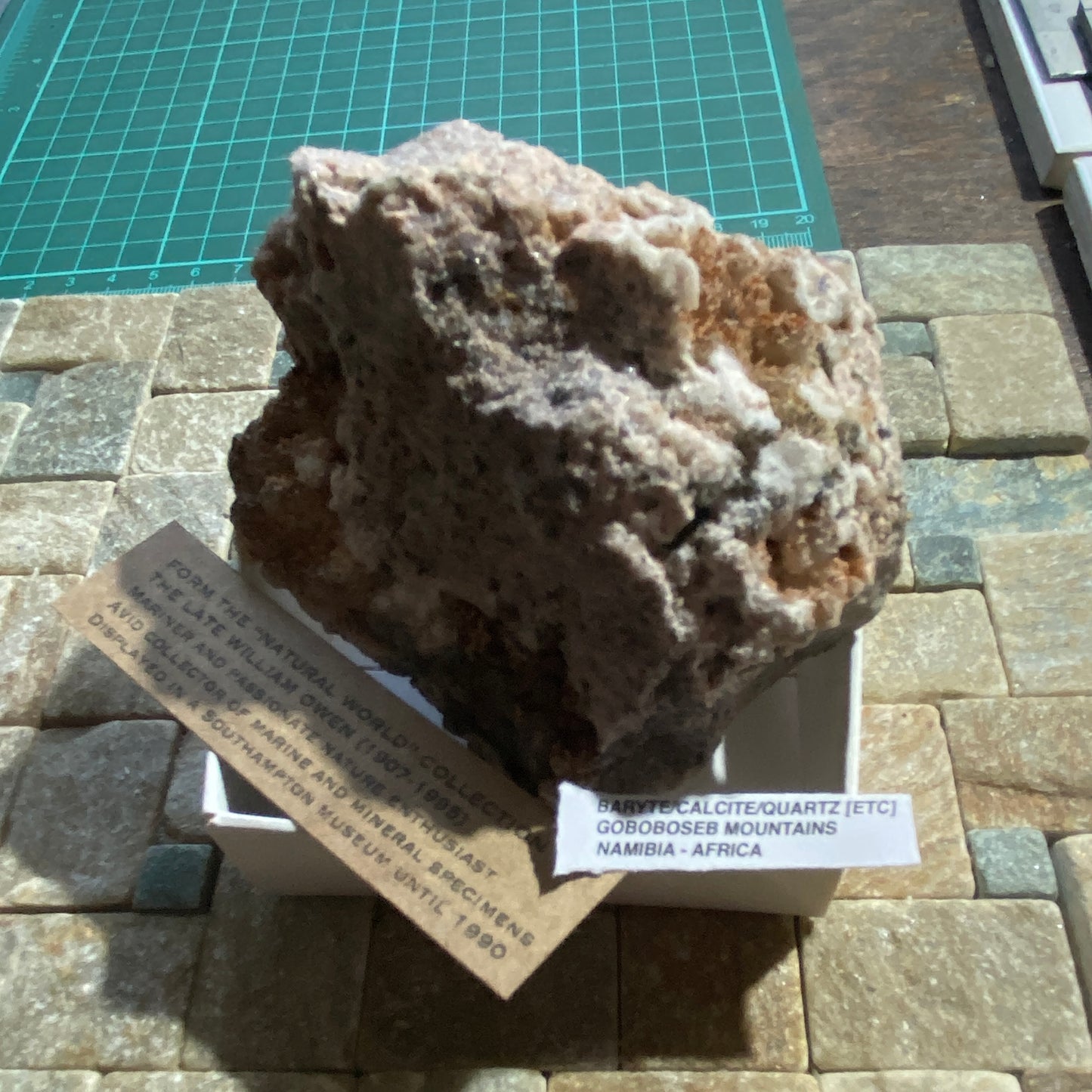 BARYTE/CALCITE/QUARTZ ETC - TAFELKOT, GOGOBOSEB MTS. ERONGO, NAMIBIA 573g. MF4370