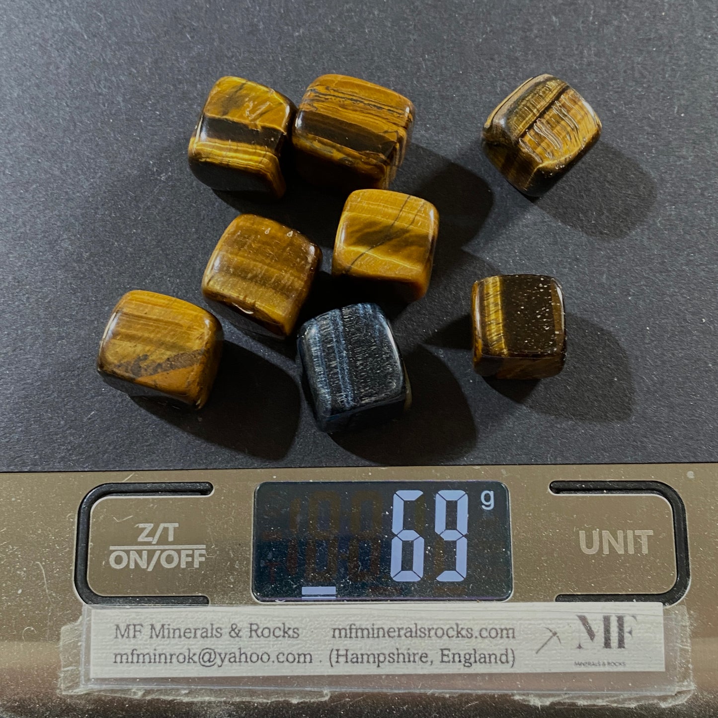 TIGERS EYE/HAWKS EYE GEMSTONES x 8 DRAKENSBERG MTS. SOUTH AFRICA 69g. MFG5300