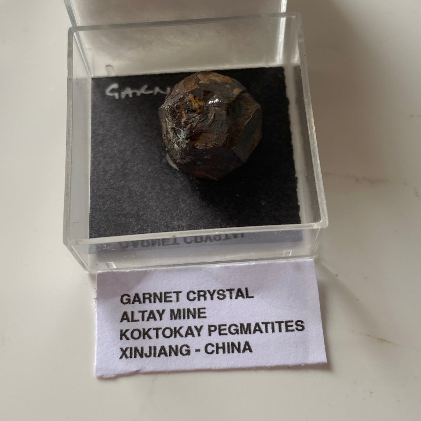 ALMANDINE GARNET - ALTAY MINE, KOKTOKAY PEGMATITES, XINJIANG, CHINA 4g MF4406