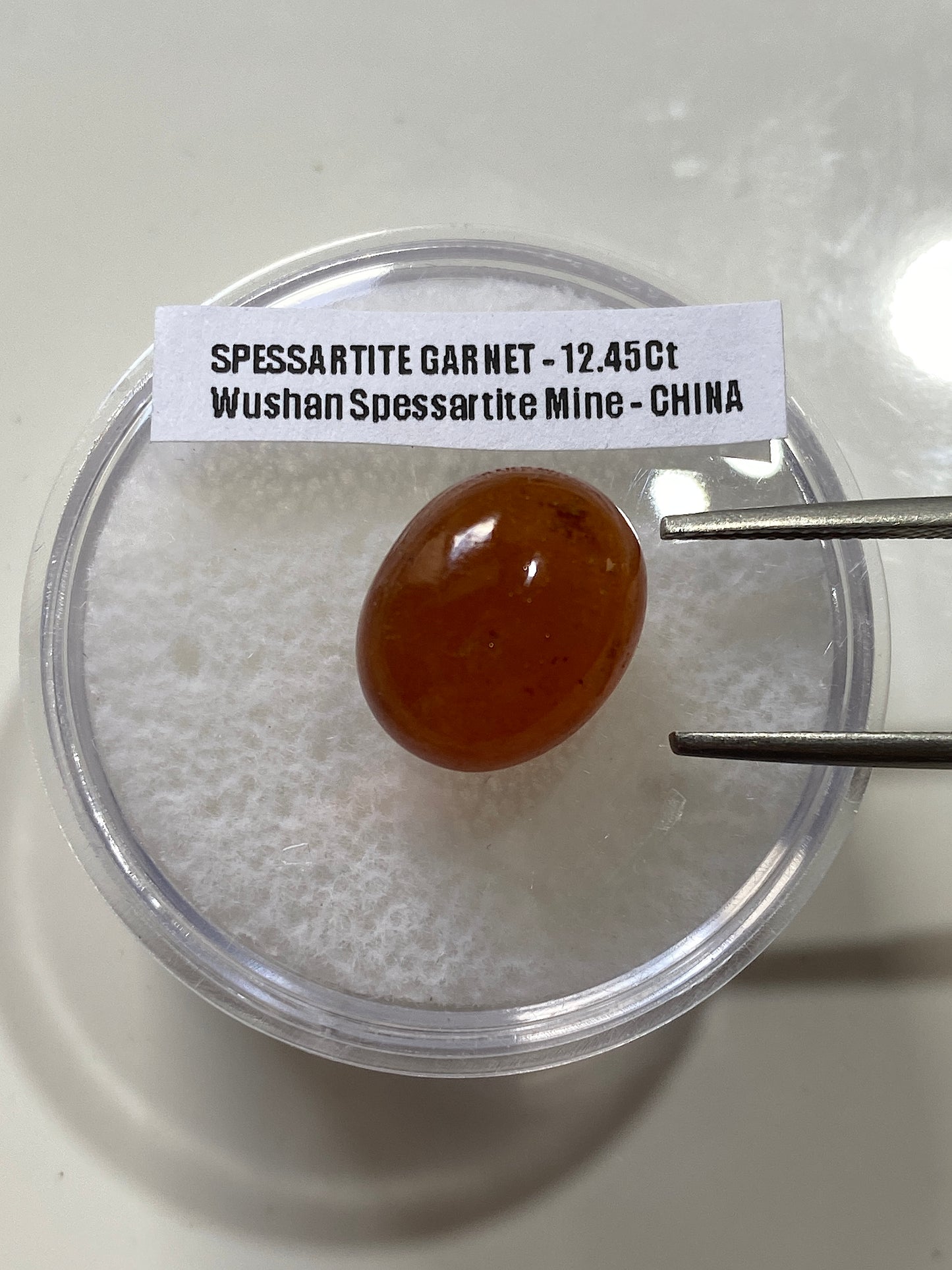 SPESSARTINE GARNET NATURAL GEMSTONE : WUSHAN SPESSARTINE MINE, FUJIAN, CHINA 12.45Ct. MFG4971