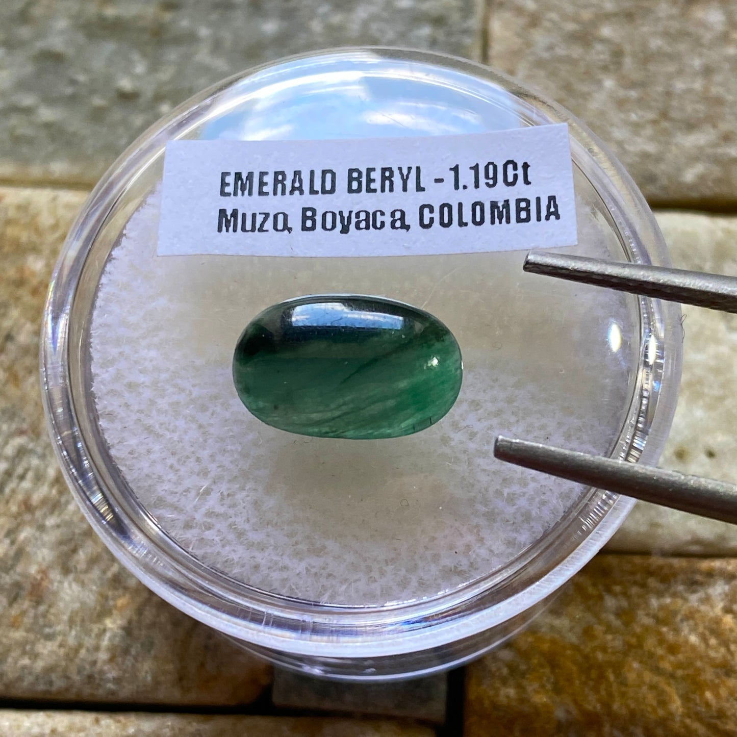EMERALD BERYL NATURAL GEMSTONE : 1.19Ct. MFG4984