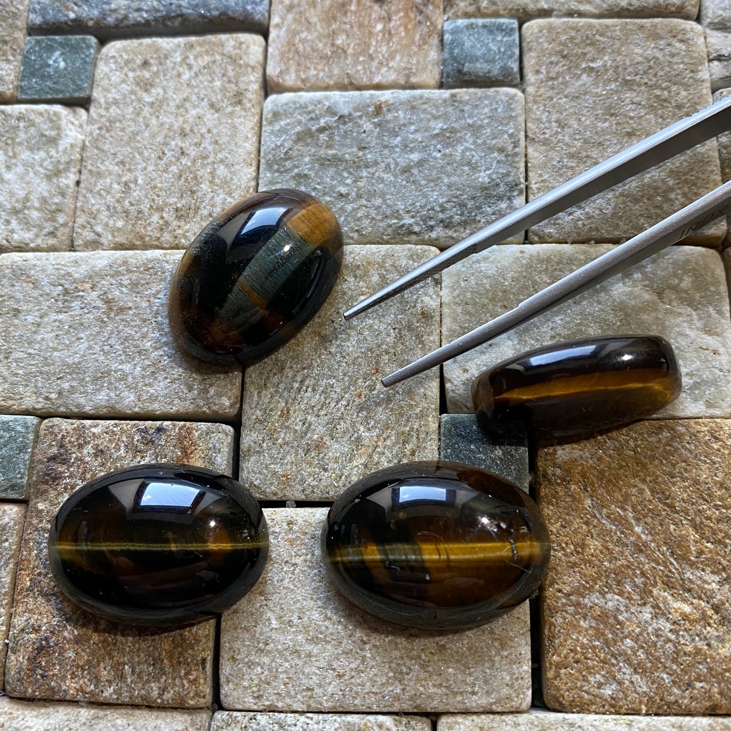 TIGERS EYE QUARTZ GEMSTONES x 4 - PRIESKA, NORTHERN CAPE, SOUTH AFRICA 95Ct MFG5089