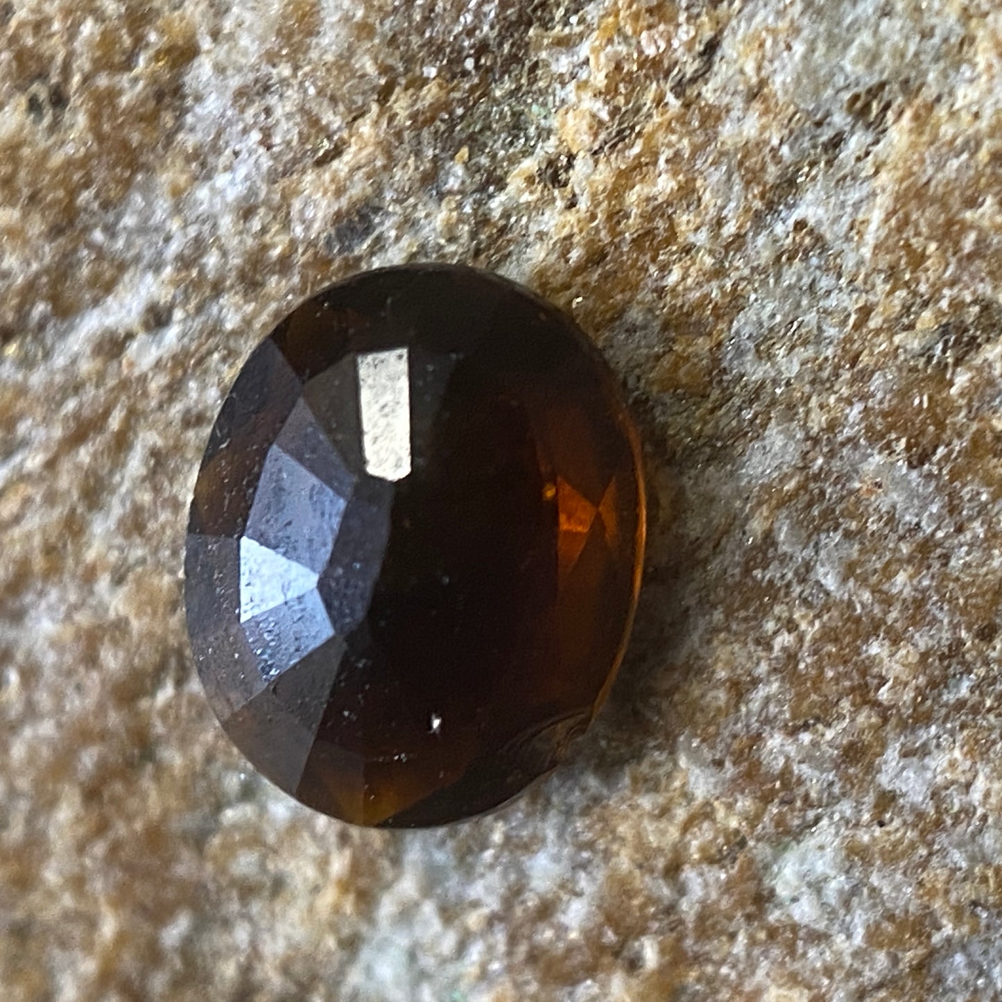 ORANGE RARE TOURMALINE NATURAL GEMSTONE : JAGODA MINE, MKUSHI, ZAMBIA. 0.47Ct MFG4985