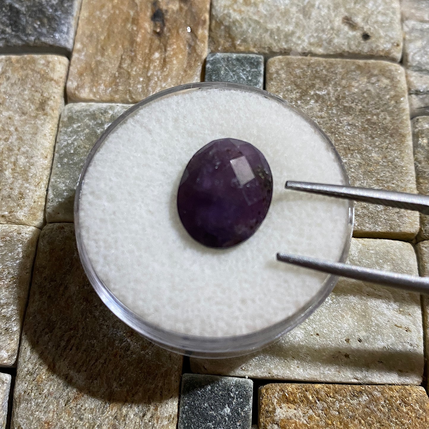 SAPPHIRE CORUNDUM LARGE NATURAL GEMSTONE - 11.88Ct. MFG5405