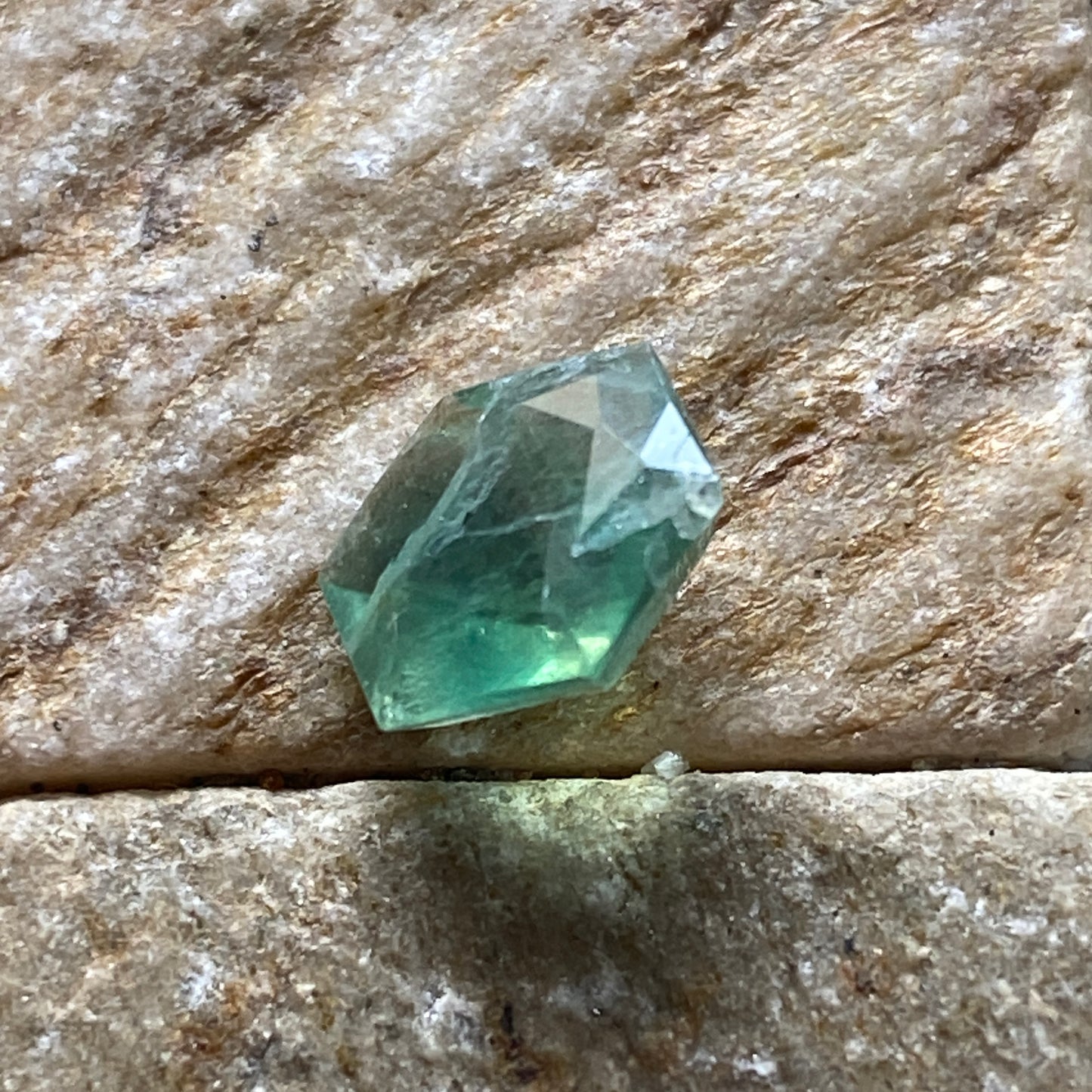 FLUORITE GEMSTONE - ERONGO MOUNTAINS, NAMIBIA 2.07Ct MFG2266