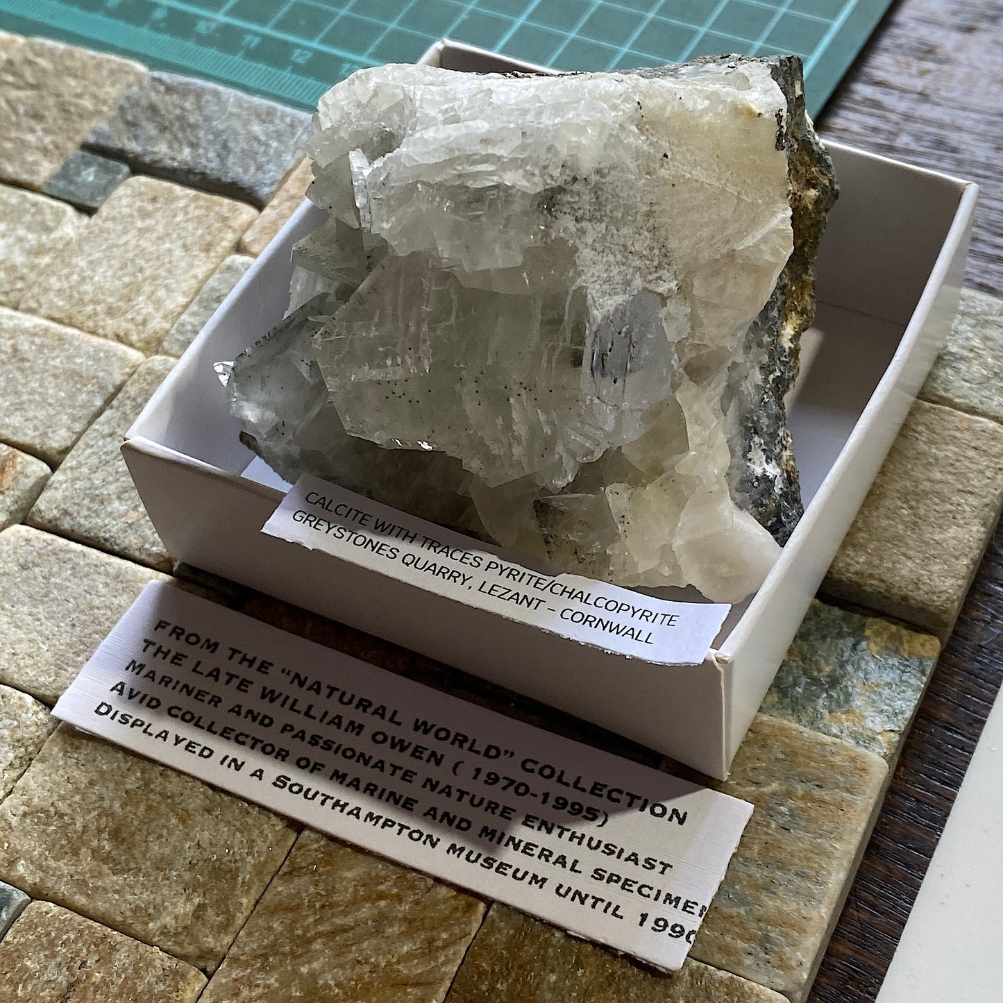 CALCITE- TRACES PYRITE/CHALCOPYRITE : GREYSTONES, LEZANT, CORNWALL 323g MF4412