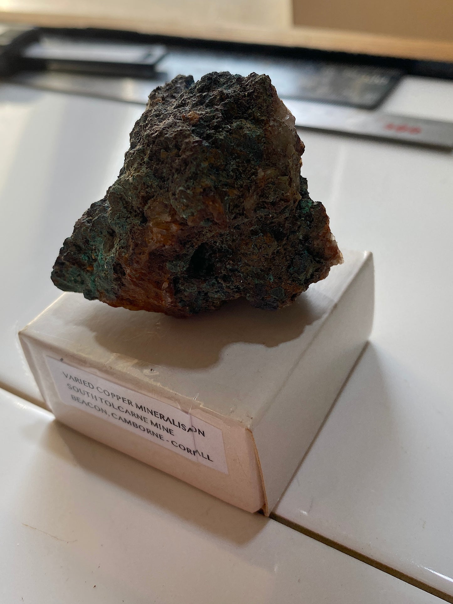COPPER MINERALISATION : SOUTH TOLCARNE MINE, CAMBORNE, CORNWALL 95g MF5179