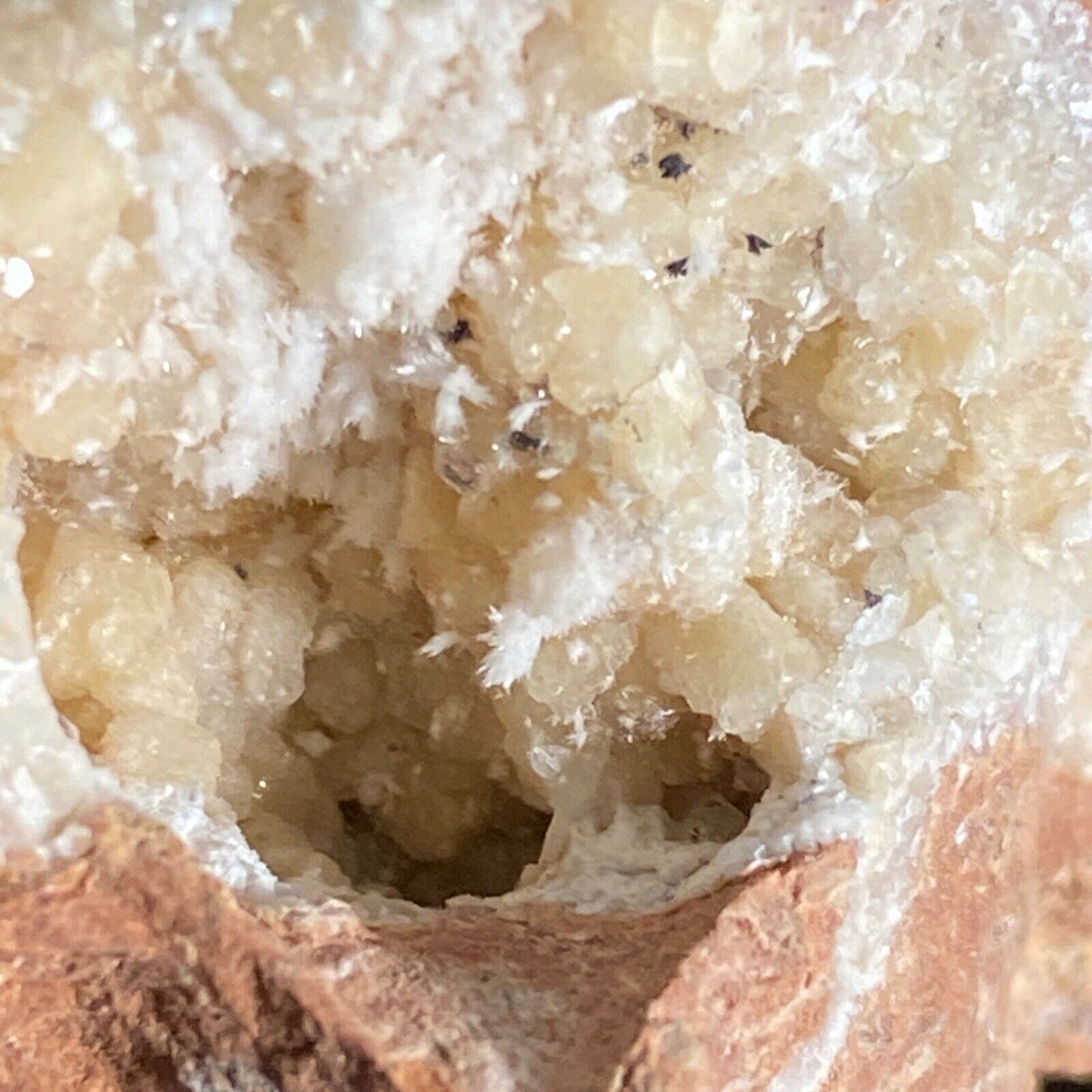 STRONTIANITE SUR CALCITE DE DULCOTE CARRIÈRE ANGLETERRE 308g. MF1157