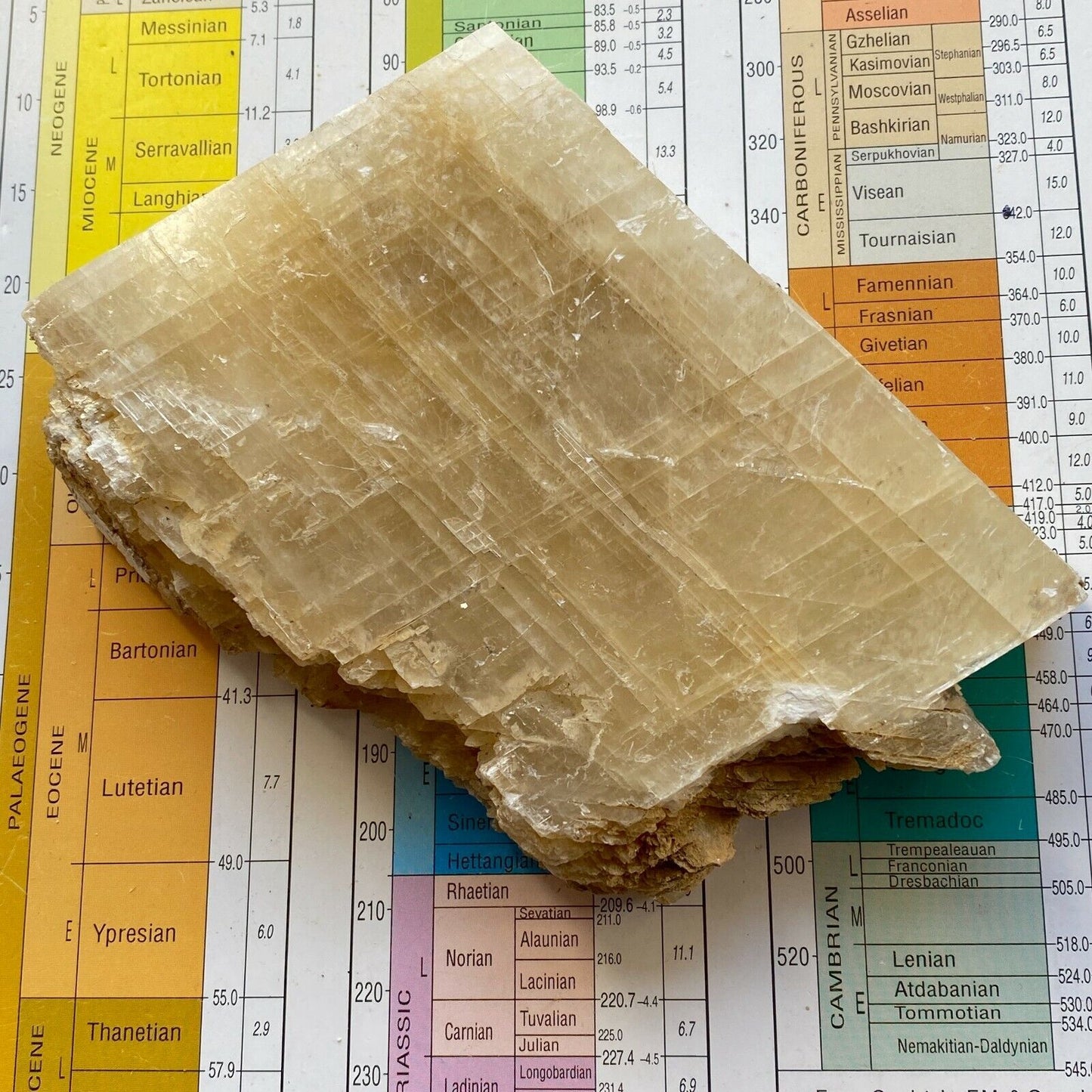 CALCITE FROM PORTLAND DORSET 697g MF0846C