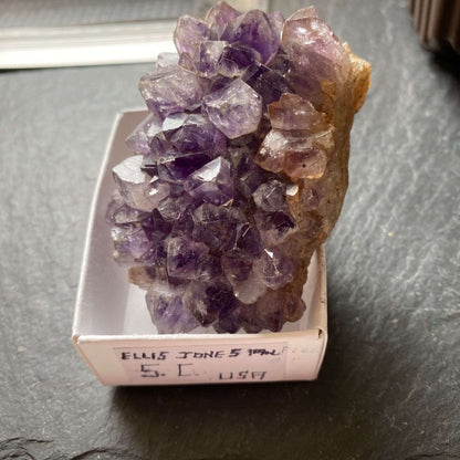 AMETHYST QUARTZ FROM ELLIS-JONES MINE, U.S.A. 206g MF1169