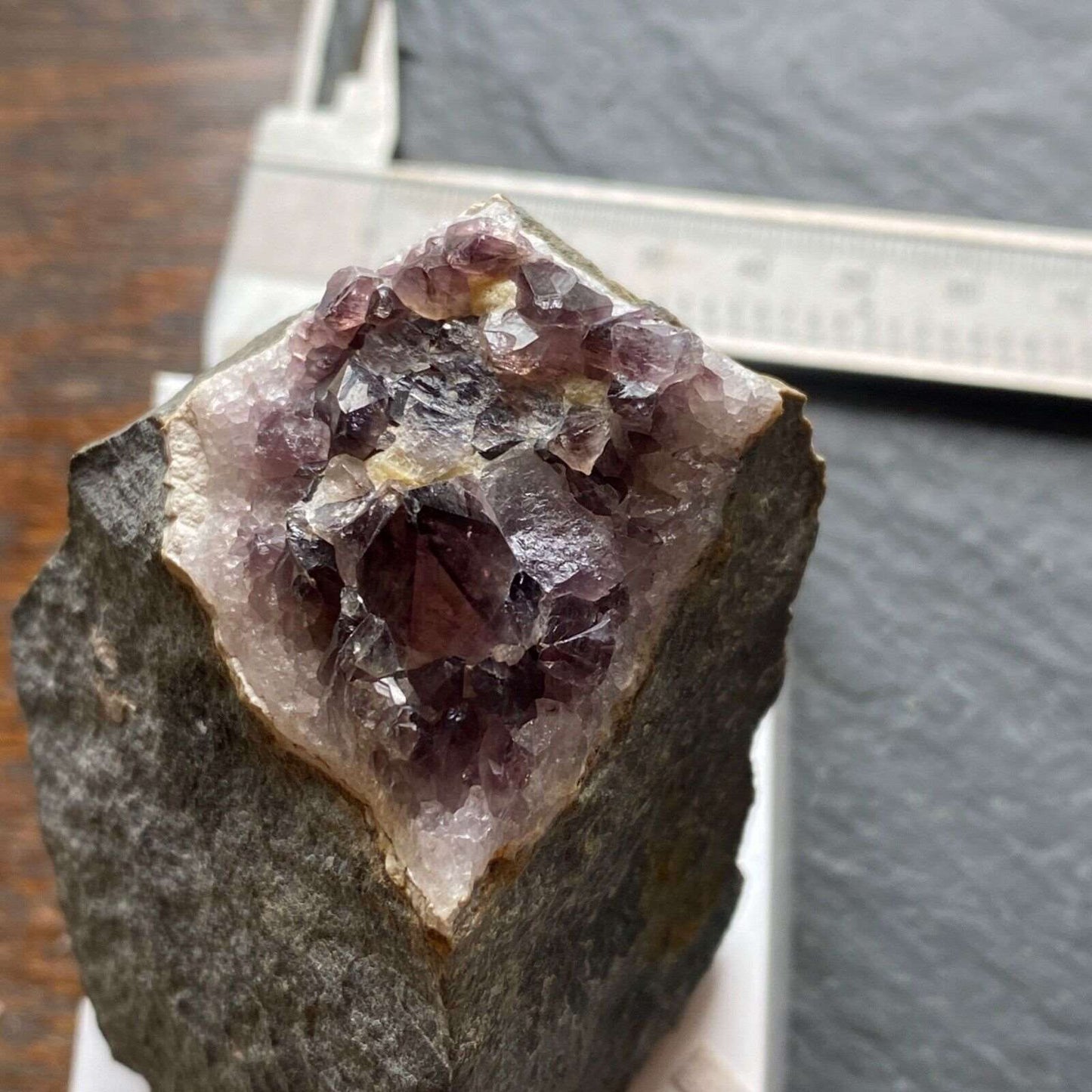 AMETHYST QUARTZ FROM JUCHEM QUARRY, GERMANY 165g  MF155C