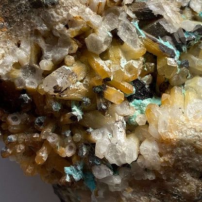 AURICHALCITE/QUARTZ ETC FROM OJUELA MINE, MEXICO. 406g MF798