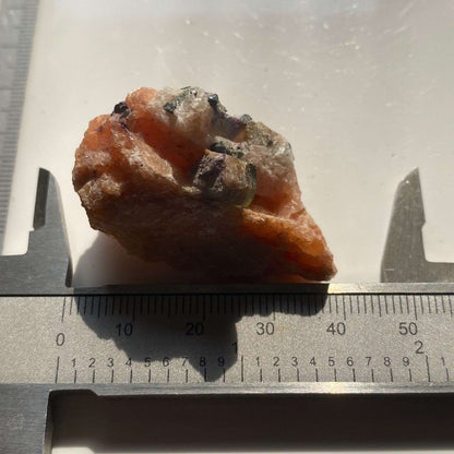 APATITE ON PINK CALCITE FROM OTTER LAKE ONTARIO 24g MF1209