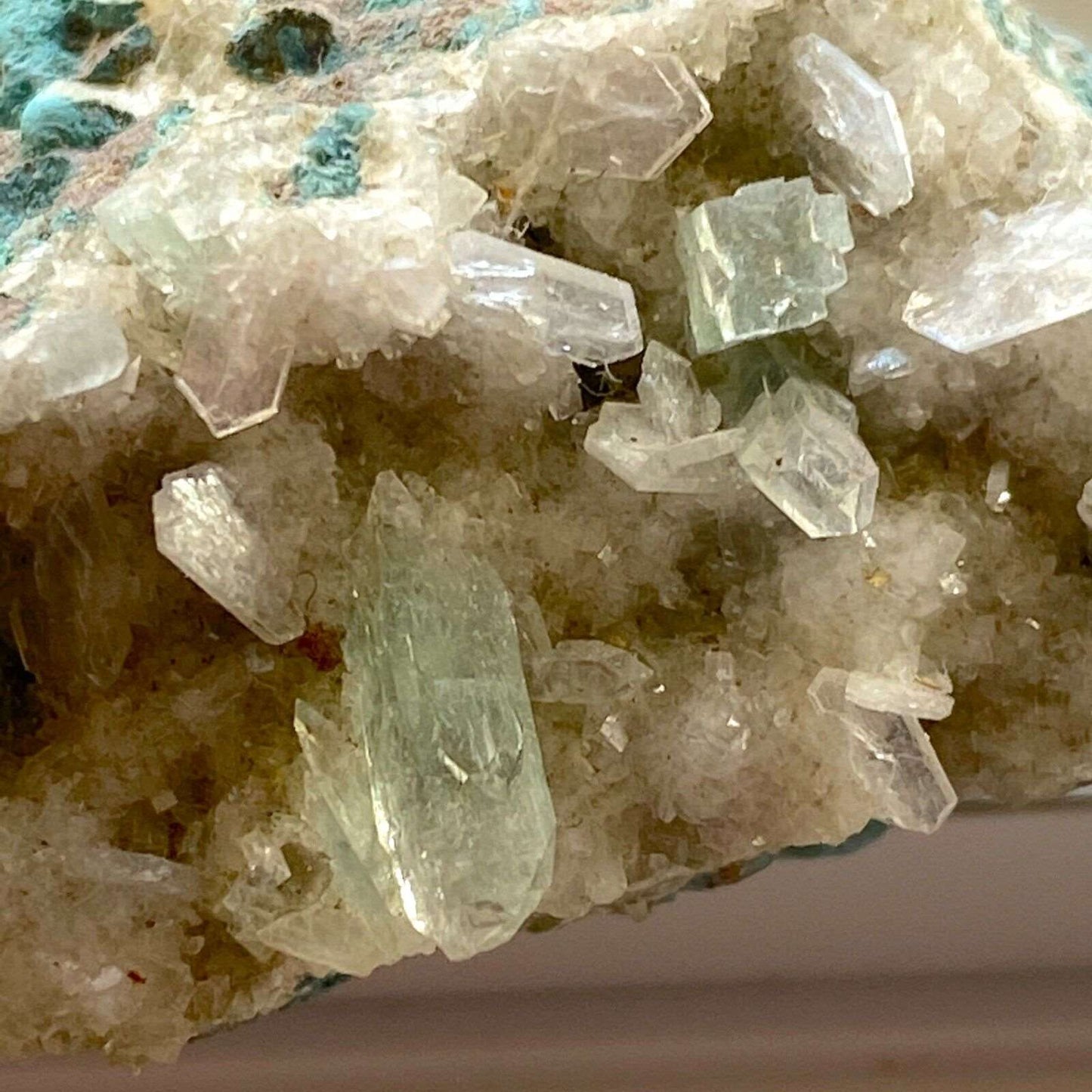 APOPHYLLITE ON MATRIX FROM PUNE DISTRICT, INDIA 42g MF6542