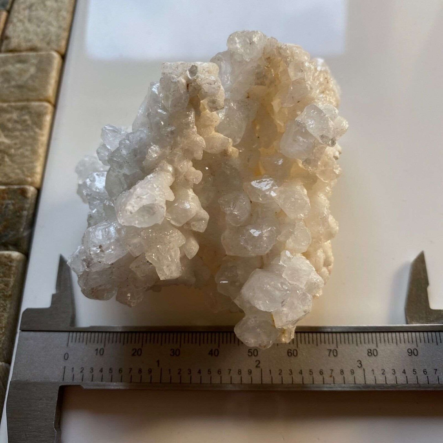 ARAGONITE CRYSTAL CLUSTERS ATTRACTIVE SPECIMEN FROM MEXICO 175g MF1331