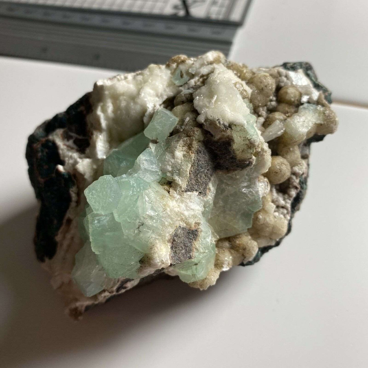 APOPHYLLITE WITH OTHER ZEOLITES  FROM INDIA 207g  MF3145