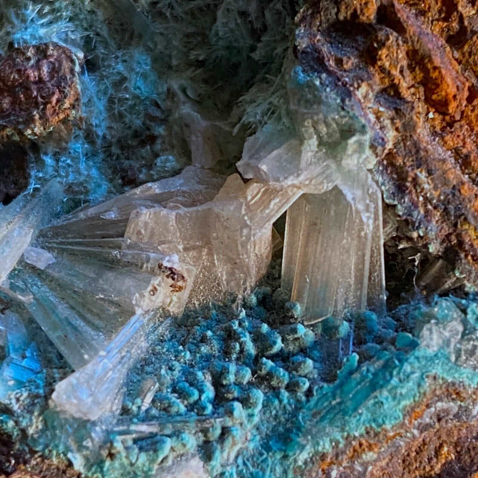 AURICHALCITE ETC WITH CALCITE FROM OJUELA MINE, MEXICO 138g MF795