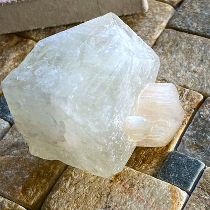 APOPHYLLITE WITH STILBITE FROM MAHARASHTRA, INDIA 57g MF810