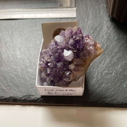 AMETHYST QUARTZ FROM ELLIS-JONES MINE, U.S.A. 206g MF1169