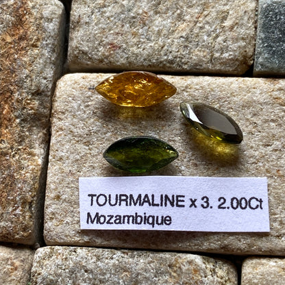 TOURMALINE NATURAL MINED GEMSTONES x 3 - ALTO LIGONNA, MOZAMBIQUE 2.00Ct MFG5345