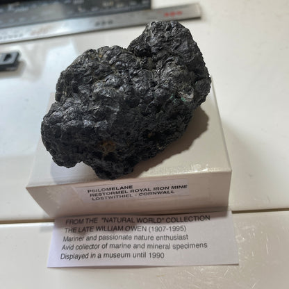 PSILOMELANE : RESTORMEL ROYAL IRON MINE, LOSTWITHIEK, CORNWALL. 142g  MF5194