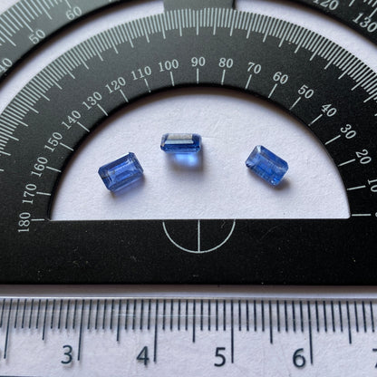 KYANITE NATURAL MINED GEMSTONES x 3 - KALI GANDAKI GORGE, NEPAL 1.93Ct MFG5349