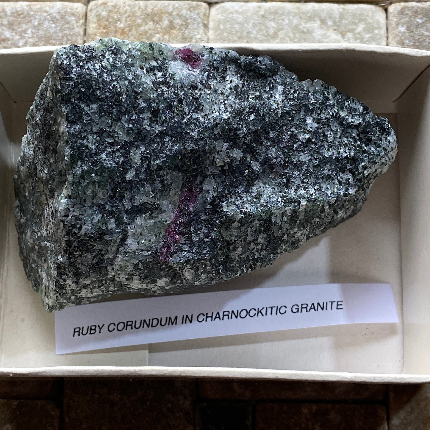 RUBY CORUNDUM [ETC] IN CHARNOCKITIC "GRANITE" : KARNATAKA, INDIA 86g MF4554
