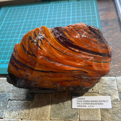 IMPRESSIVE LARGE JASPER FROM CAVE CREEK, PALO VERDE MTS, ARIZONA U.S.A. 1005g MF5200
