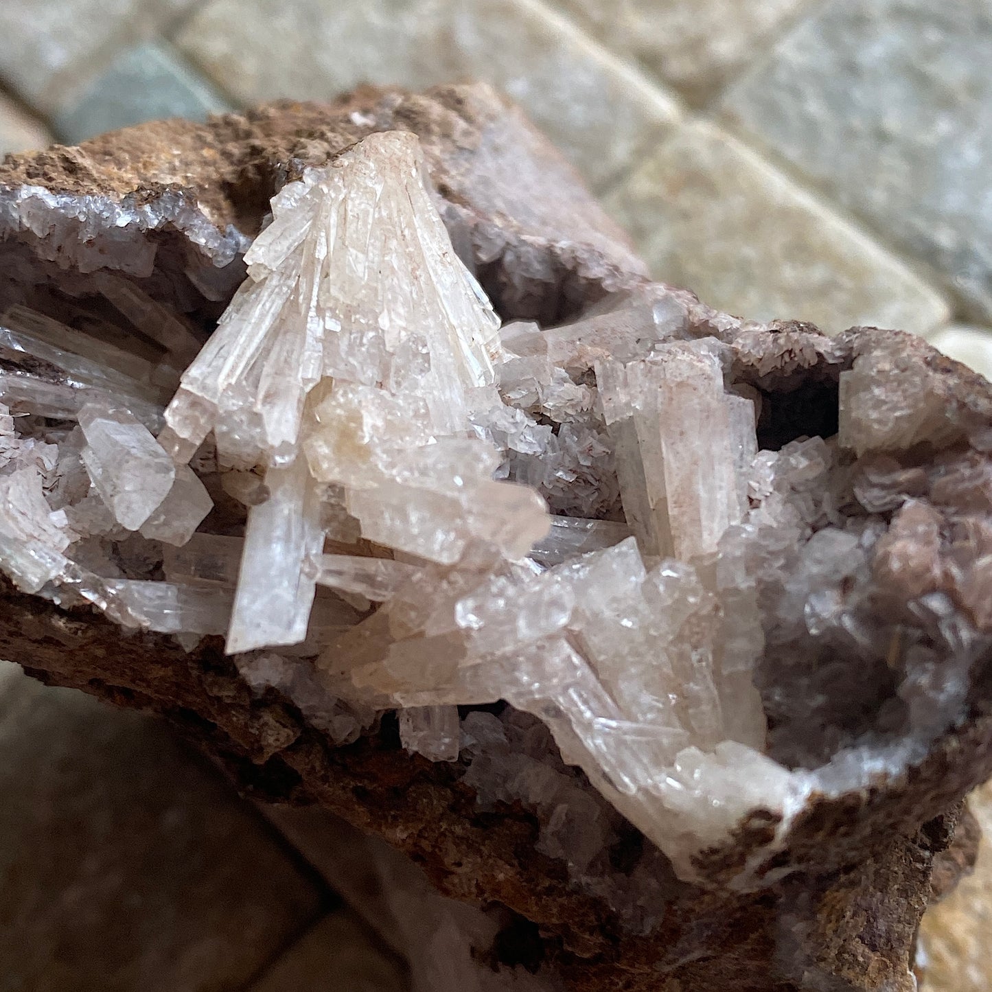 HEMIMORPHITE FROM SANTA EULALIA MINING DISTRICT, MEXICO 108g MF2007