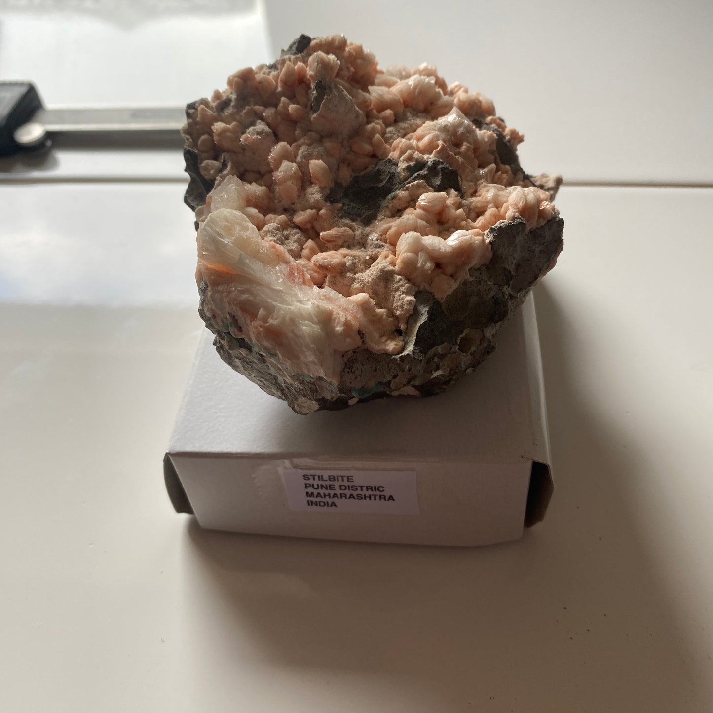 STILBITE FROM PUNE, MAHARASHTRA, INDIA. 360g MF2005