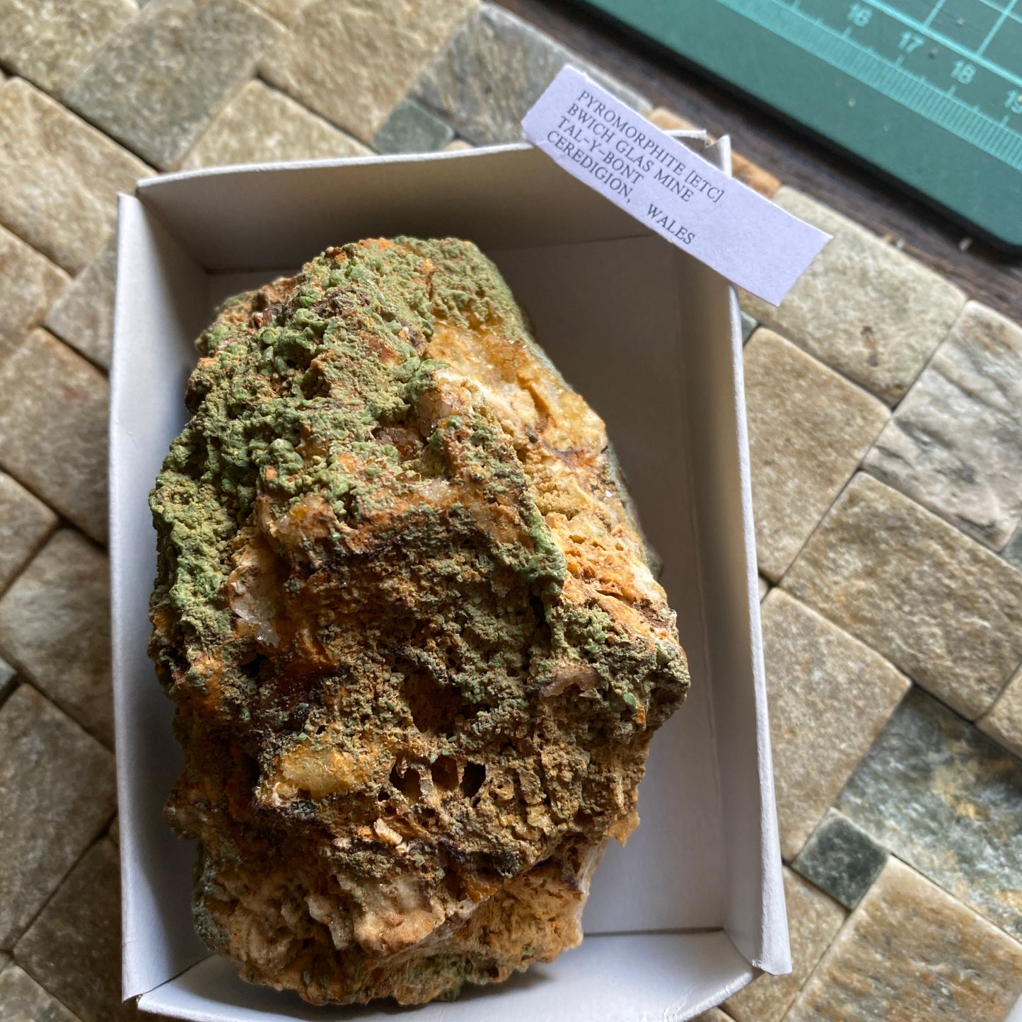 PYROMORPHITE ETC FROM BWICH GLAS MINE, WALES  308g MF2007