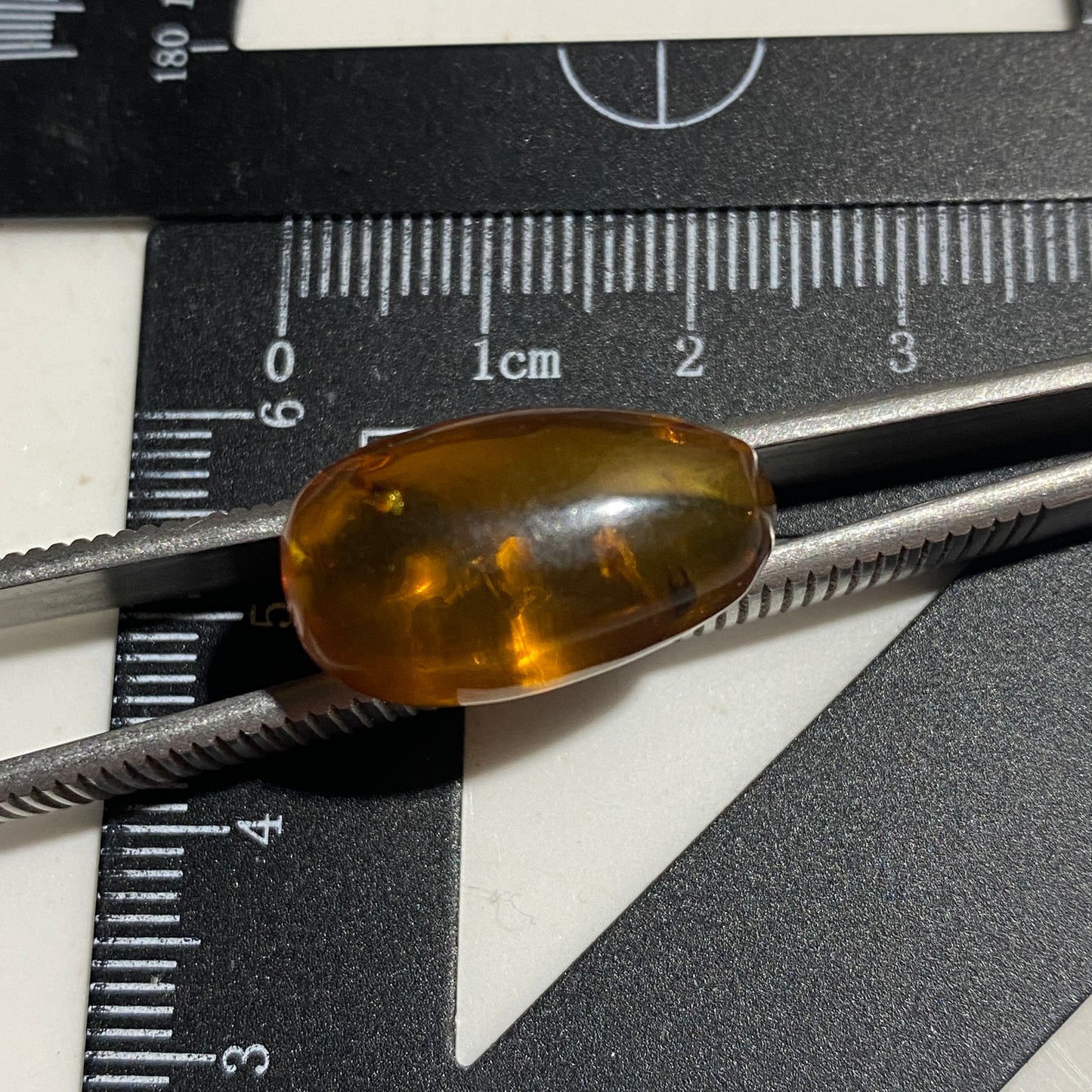 NATURAL AMBER WITH INSECT INCLUSIONS - MYANMAR [BURMA] 6.50Ct MFG5477