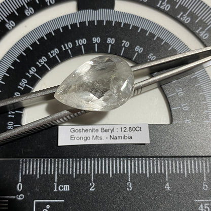 GOSHENITE BERYL LARGE NATURAL GEMSTONE - ERONGO, NAMIBIA 12.80Ct MFG5478