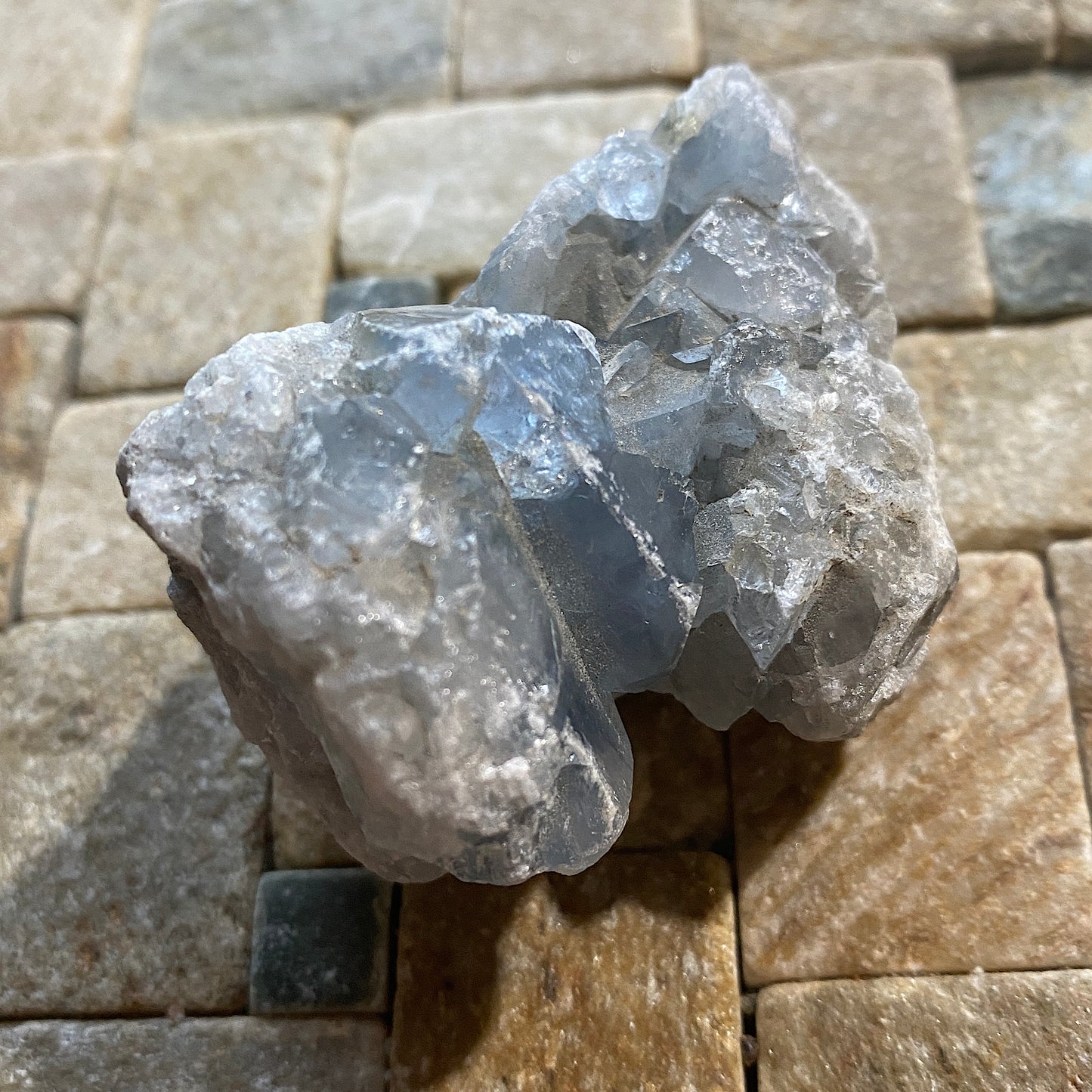 CELESTINE : SAKOANY DEPOSIT, BOENY, MADAGASCAR. 141g MF5202