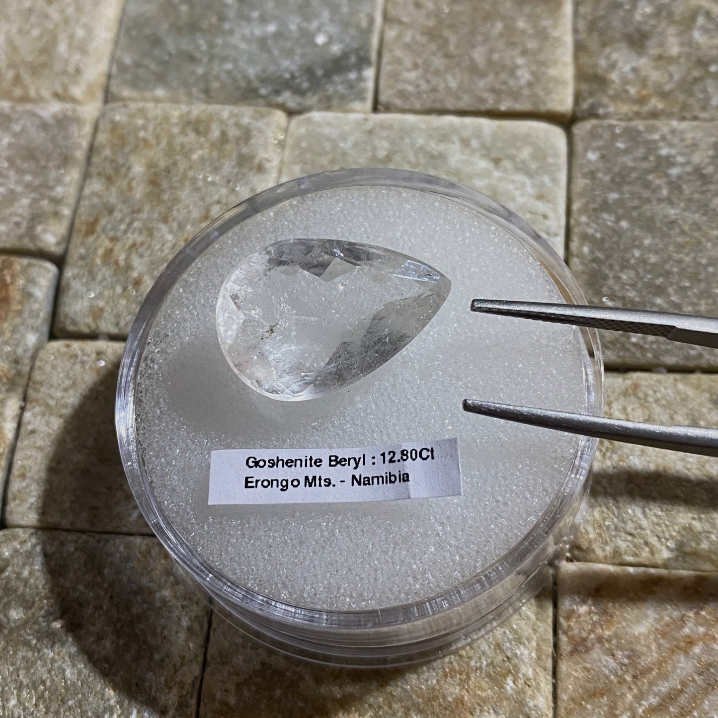 GOSHENITE BERYL LARGE NATURAL GEMSTONE - ERONGO, NAMIBIA 12.80Ct MFG5478