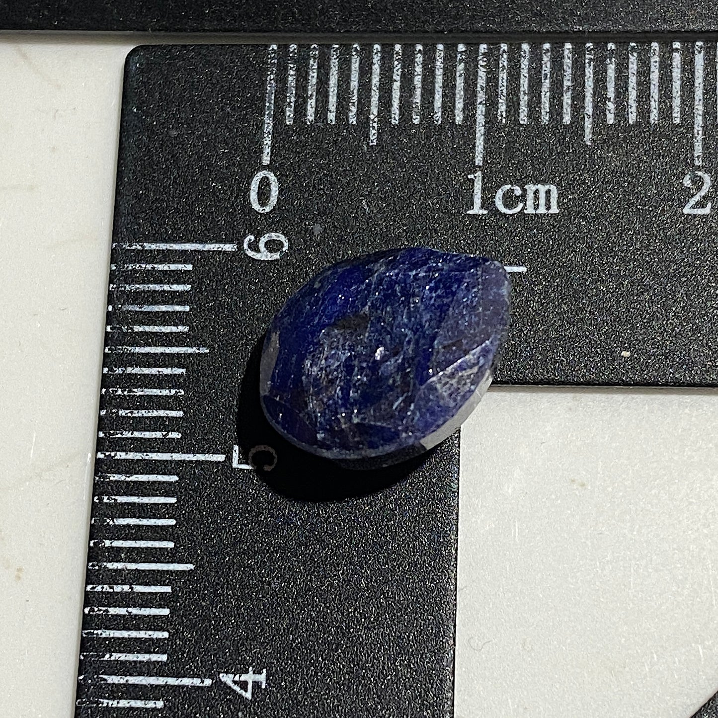 SAPPHIRE CORUNDUM COARSE NATURAL GEMSTONE : NORTHERN CAPE, SOUTH AFRICA 6.55Ct MFG5480
