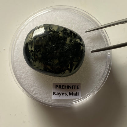 PREHNITE GEMSTONE WITH LANDSCAPE INCLUSIONS - KAYES REGION, MALI, AFRICA LARGE 53.53Ct MFG5358