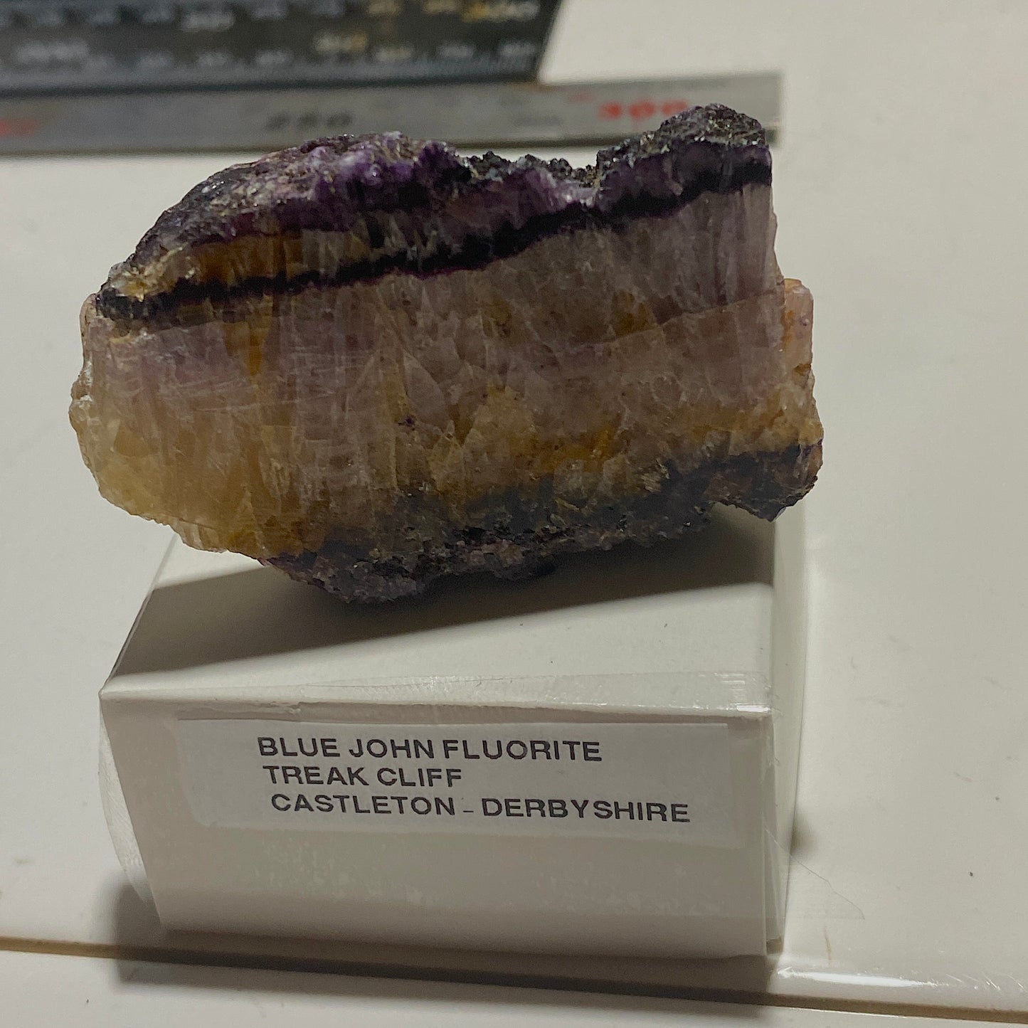 BLUE JOHN FLUORITE : TREAK CLIFF, CASTLETON, DERBYSHIRE  49g MF5205