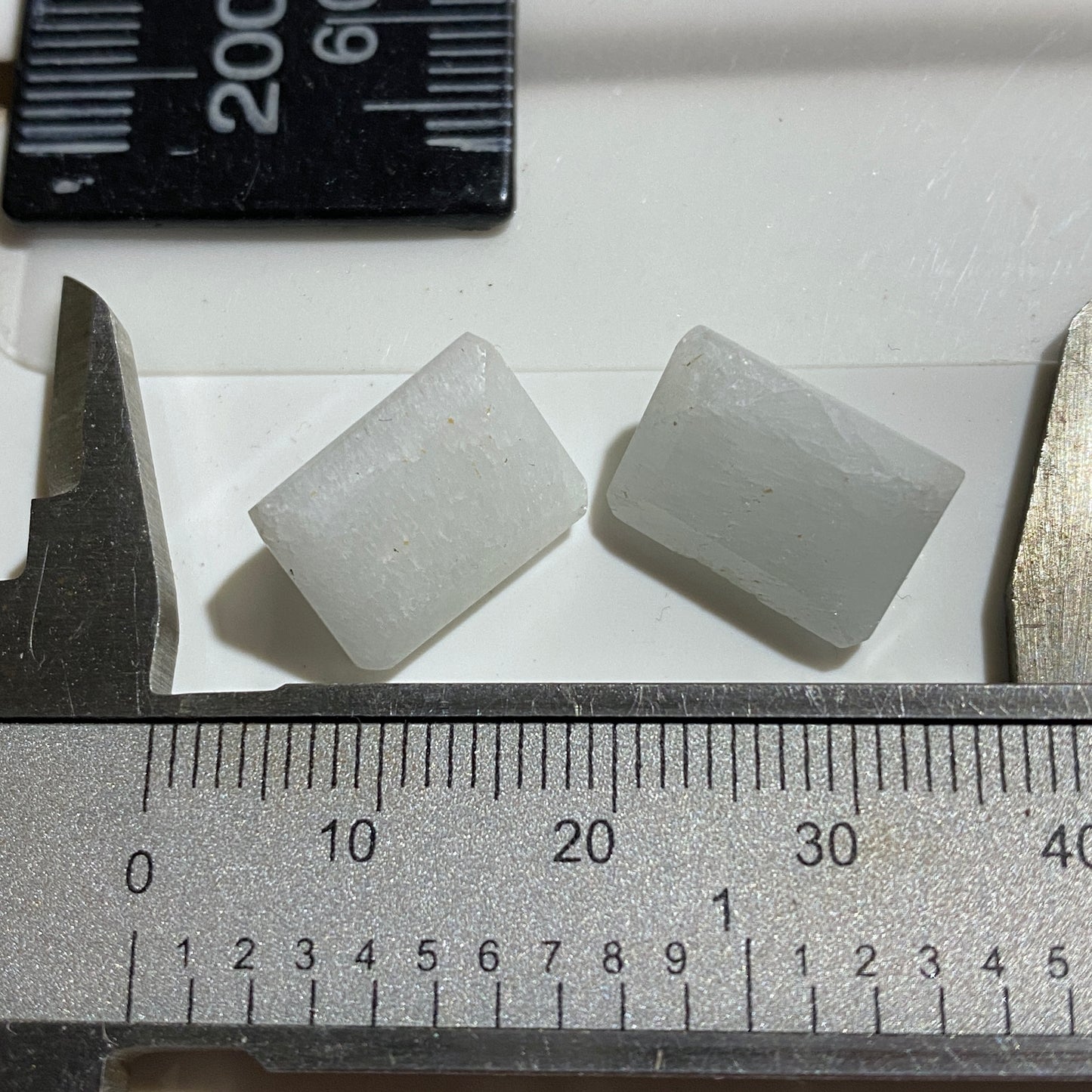 HEMIMORPHITE GEMSTONES x PAIR : OJUELA MINE, MAPIMI, MEXICO 16.70Ct MFG5481