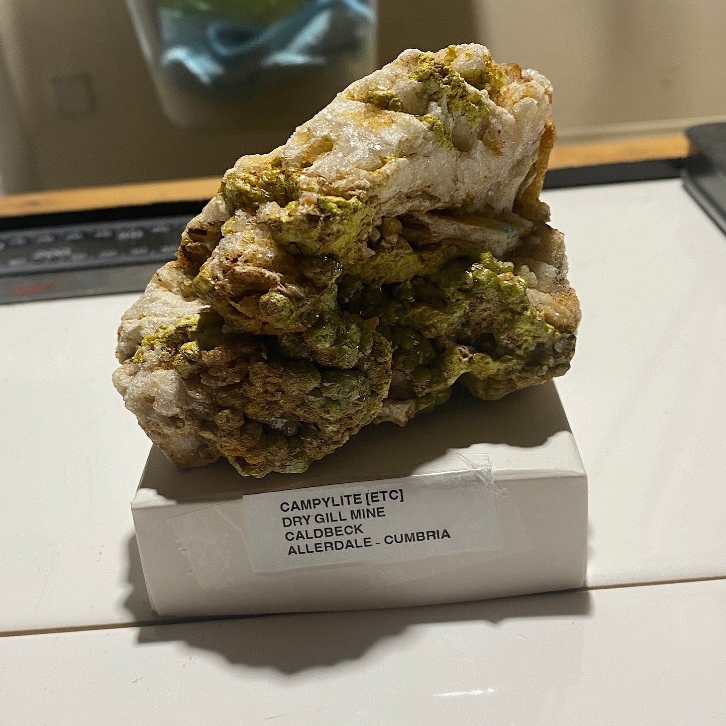 CAMPYLITE : LARGE SPECIMEN FROM DRY GILL MINE, CALDBECK, CUMBRIA. 366g MF5206