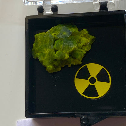 AUTUNITE ** RADIOACTIVE ** : NANJINGQIAO URANIUM MINE, HUNAN, CHINA 3g MF5208