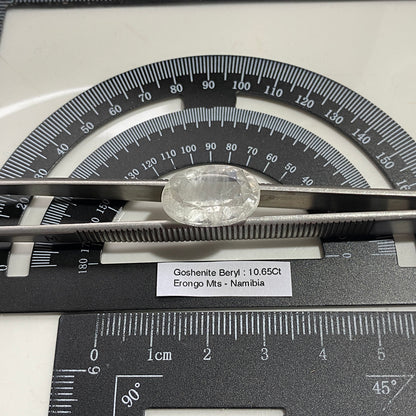 GOSHENITE BERYL NATURAL GEMSTONE : ERONGO MOUNTAINS, NAMIBIA 10.65Ct MFG5486