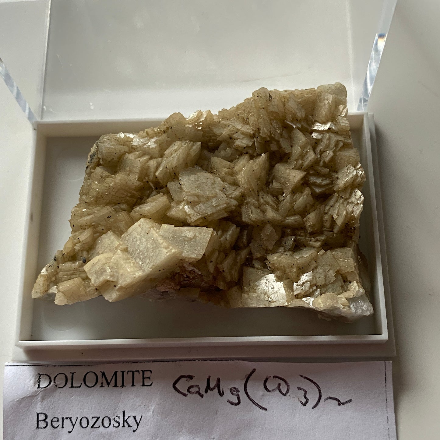 DOLOMITE FROM THE URAL MOUNTAINS, RUSSIA 25g MF4431