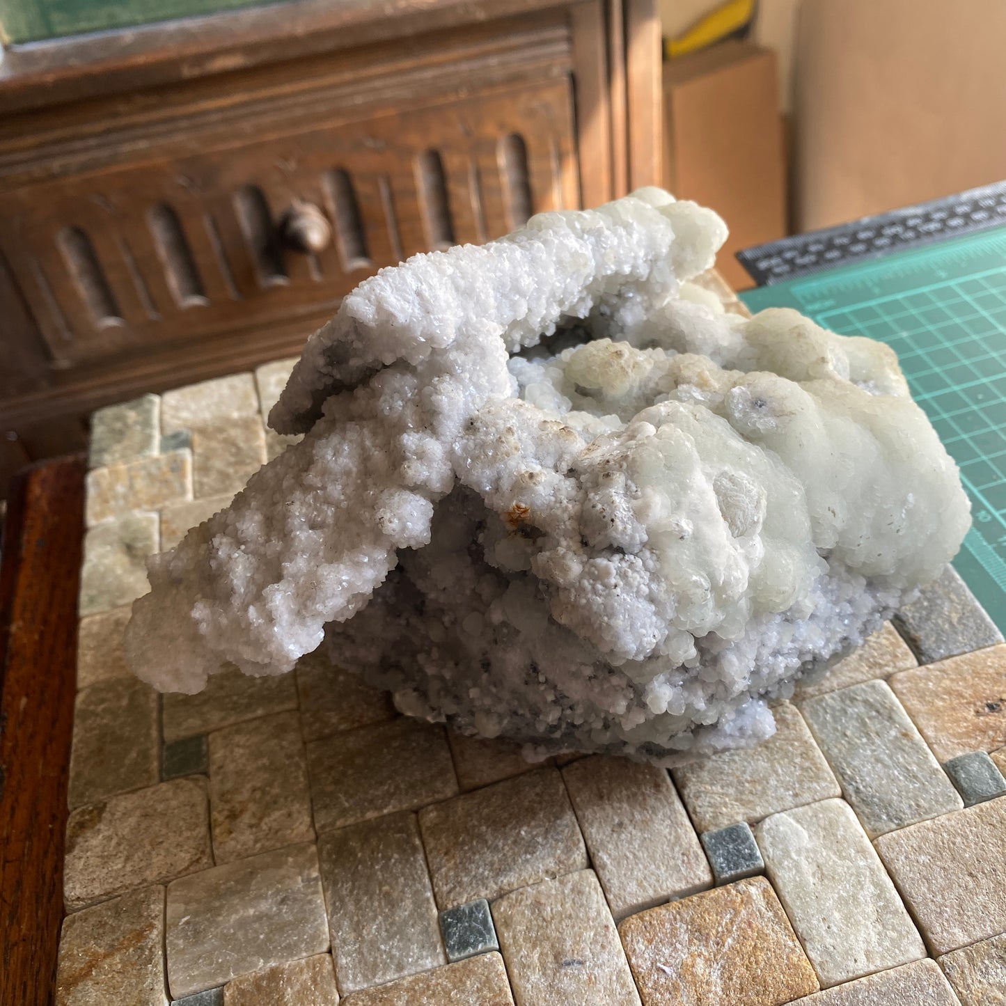 SMITHSONITE [ETC] FROM KELLY MINE, NEW MEXICO, U.S.A. SUBSTANTIAL 2255g MF2034