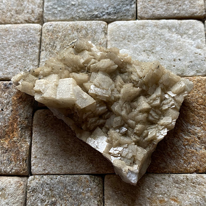 DOLOMITE FROM THE URAL MOUNTAINS, RUSSIA 25g MF4431