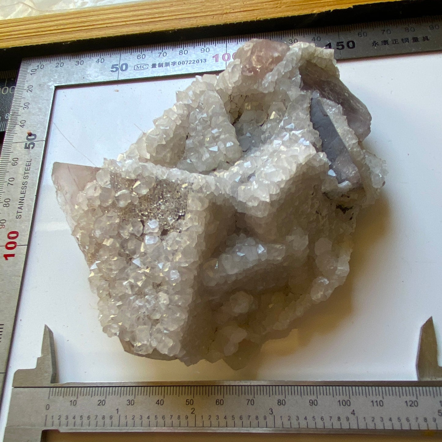 QUARTZ CRYSTALLISATION ON FLUORITE, CAMBOKEELS MINE, CUMBRIA  LARGE 608g MF2035