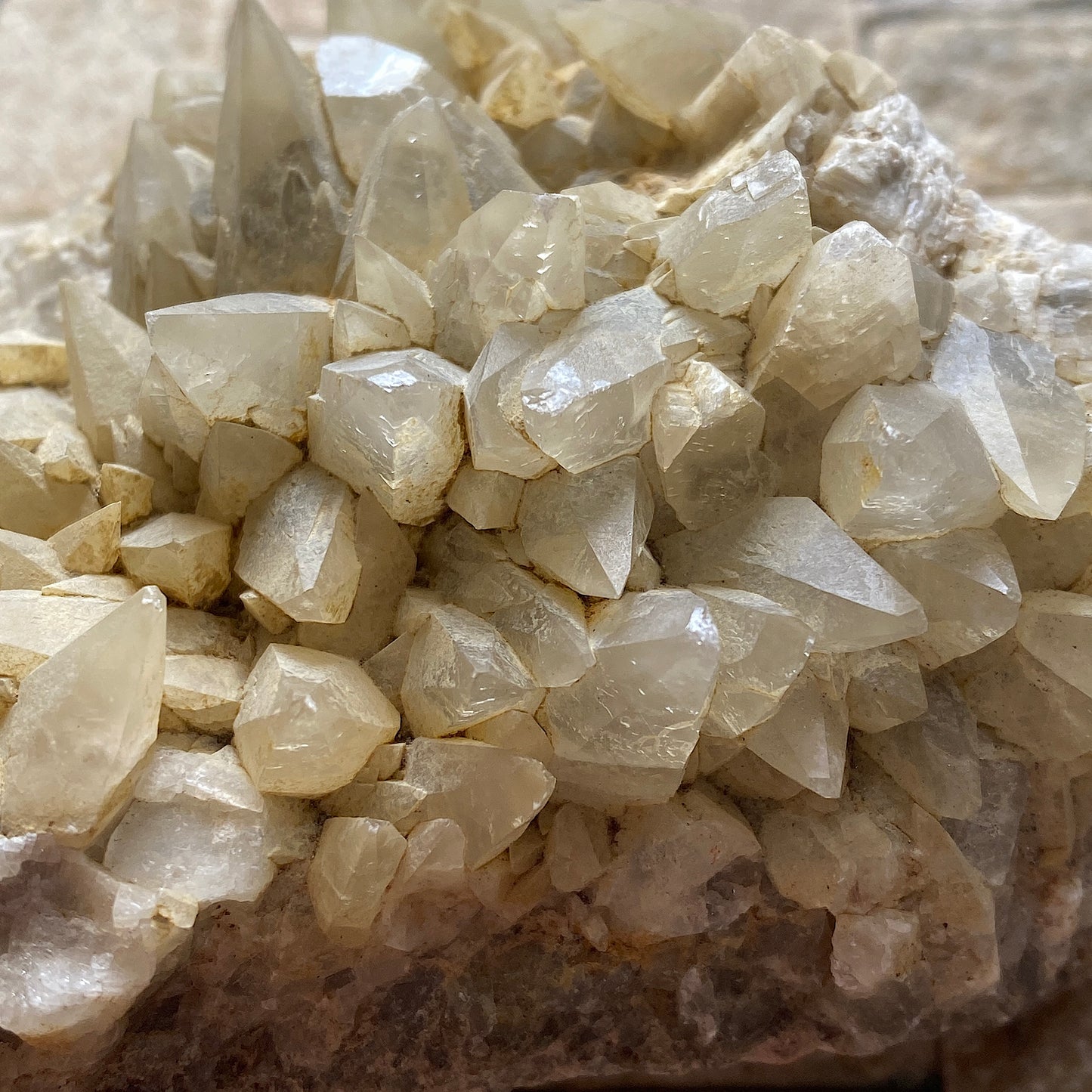 "DOG-TOOTH" CALCITE : TORR WORKS QUARRY, CRANMORE, MENDIP HILLS, SOMERSET 350g MF5213