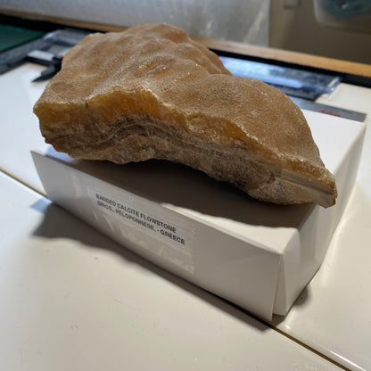 BANDED FLOWSTONE [CALCITE} : DIROS, PELOPONNESE, GREECE  524g MF5217