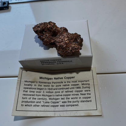 NATIVE COPPER ORE : KEWEEHAW PENINSULA, MICHIGAN, U.S.A. 46g MF5218